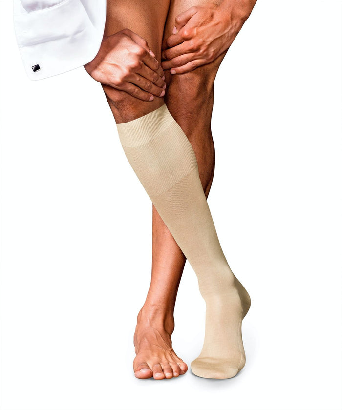 Falke Herren Kniestrümpfe No. 9 Pure Fil d´Écosse