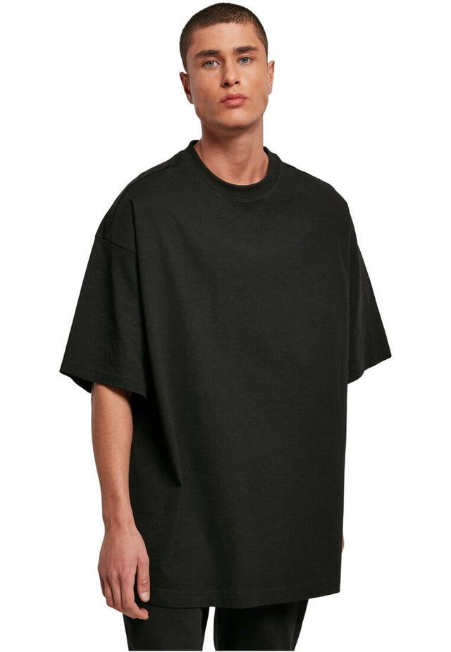 Urban Classics Herren T-Shirt HUGE - Relaxed Fit