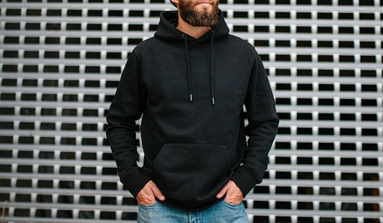 Mann-im-Hoodie
